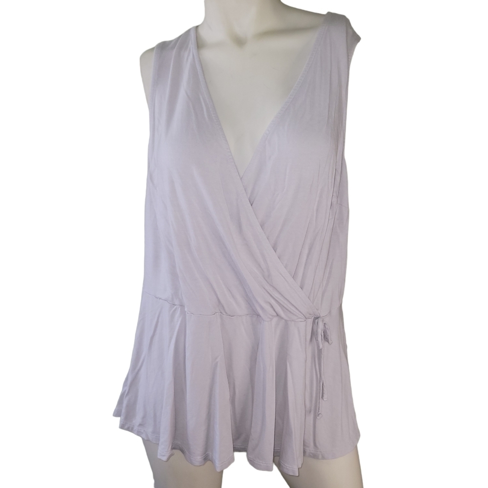 Modcloth Surplice Peplum Sleeveless Top